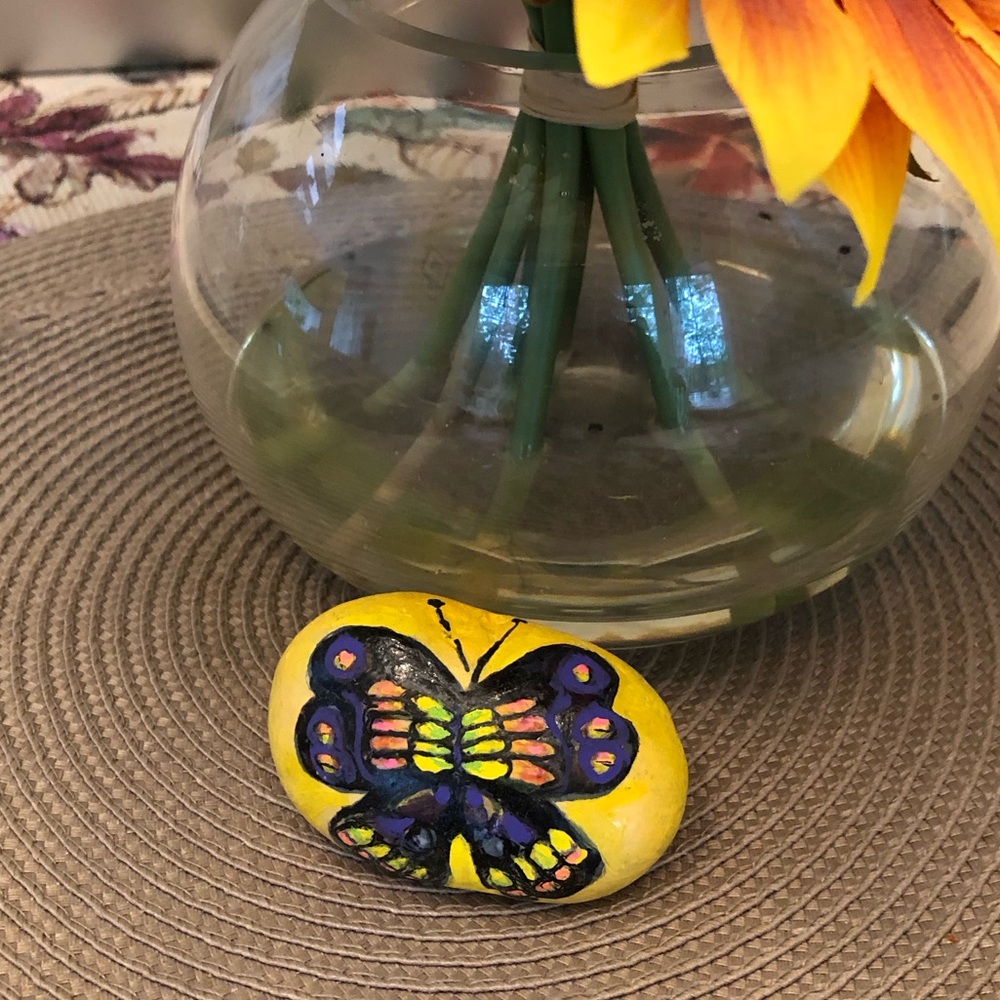 BUTTERFLY TOUCH OF SPRING HAND PAINTED ROCK - Picture 5 of 7